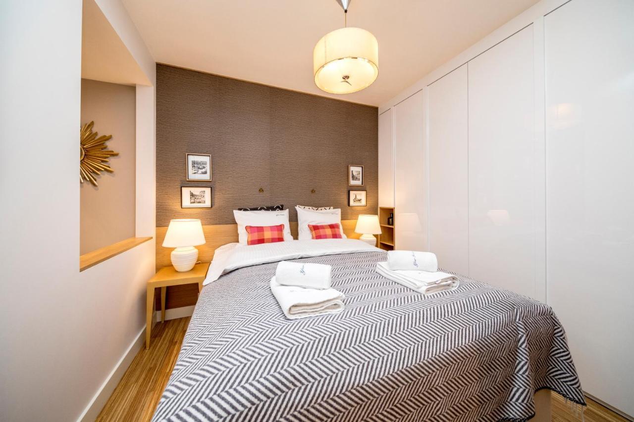 Golden Apartment With Air Condition By Your Freedom Warszawa Exteriör bild