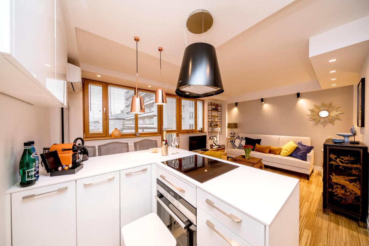Golden Apartment With Air Condition By Your Freedom Warszawa Exteriör bild